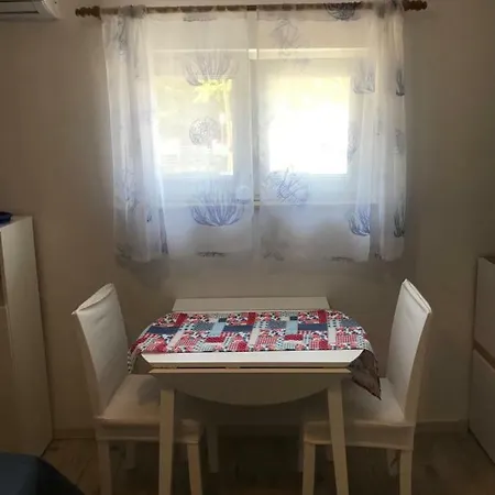 Apartman Danica *